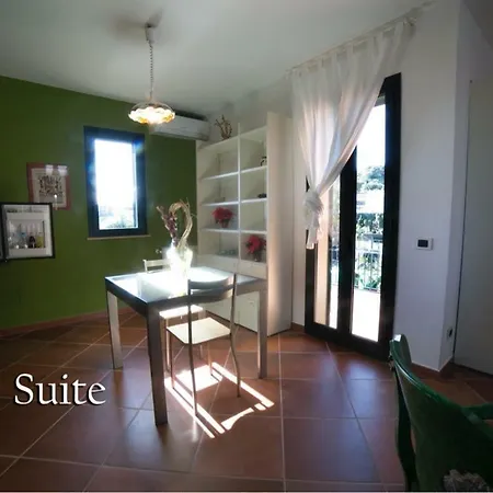 Re Sole فندق مبيت وإفطار *